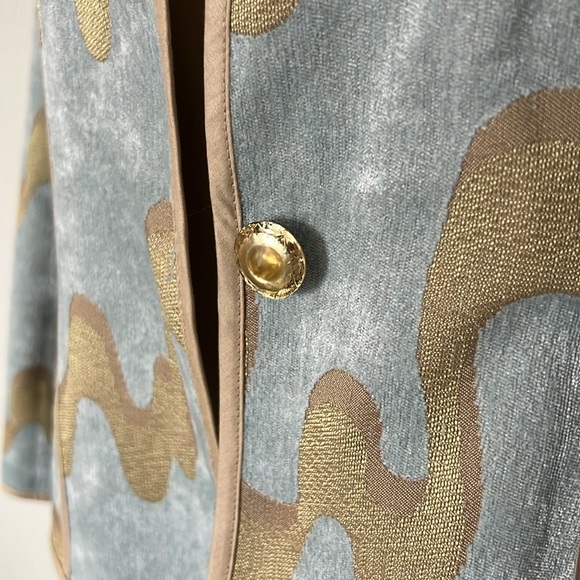 Women’s jacket - Picture 2 of 8